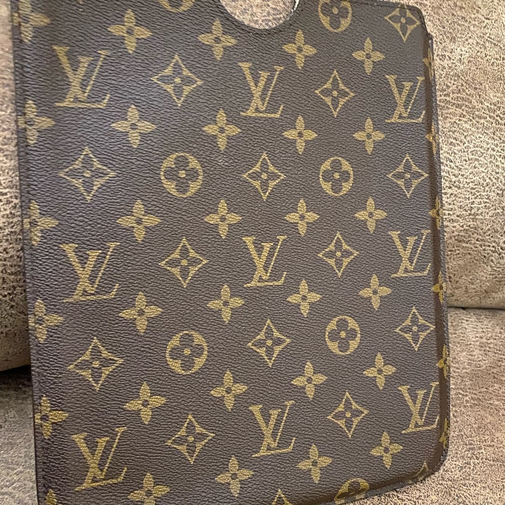 Authentic Louis Vuitton Monogram IPad Sleeve